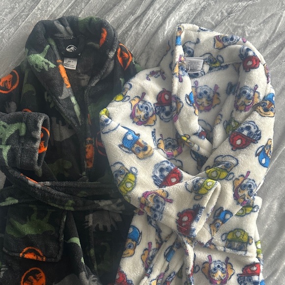 Kids Robe Bundle - Picture 1 of 5